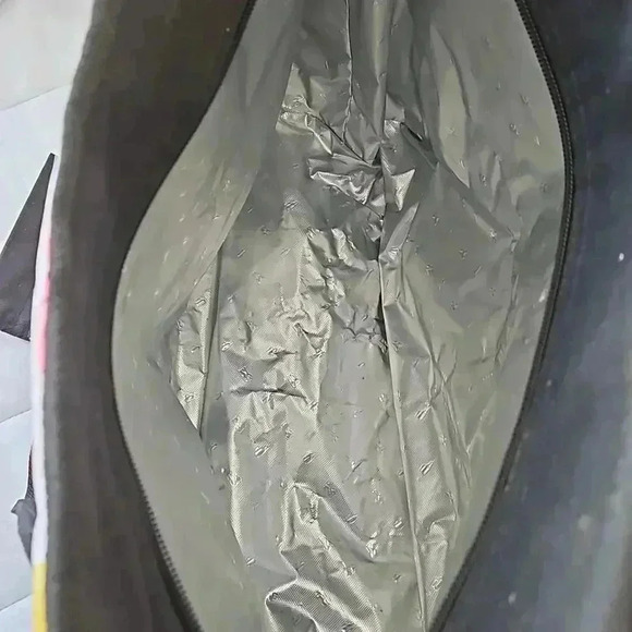 Insulated Beach Tote - Picture 4 of 6